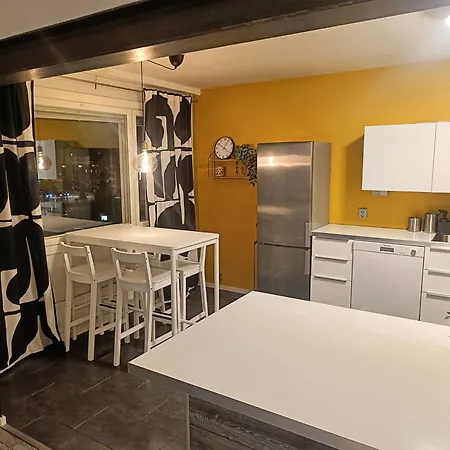 Big 88m2 In The Center * Rovaniemi