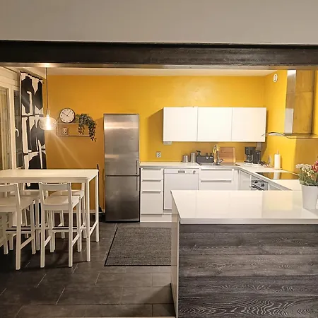 Big 88m2 In The Center