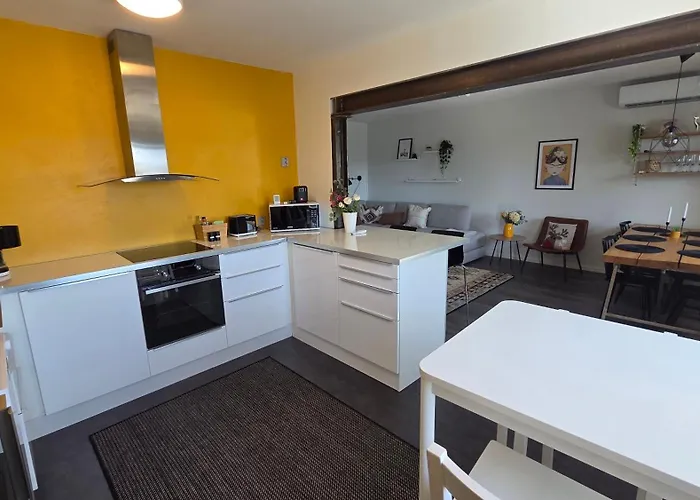 Big 88m2 In The Center Apartamento *